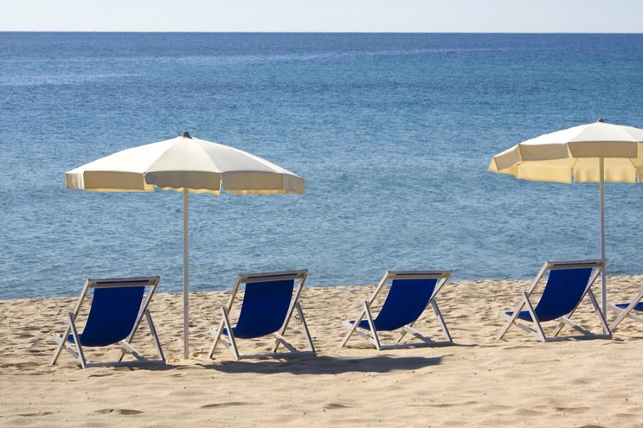 Hotel Della Baia Baia Domizia Luaran gambar